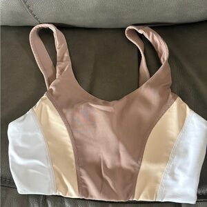 Elegant Colorblock Sports Bra
